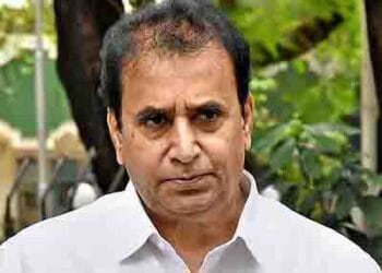 Political leaders address media demanding a court-monitored probe into the Ajit Pawar air crash investigation.