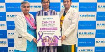 Genetic counsellor at Kamineni Hospitals discusses family history and cancer risk with a patient during the World Cancer Day awareness drive.