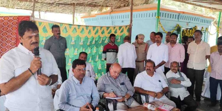 Ponnur MLA reviewing Maha Shivaratri Tirunallu arrangements with officials at Sri Bala Koteswara Swamy Temple, Quarry, Chebrolu.