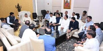 AP Chief Minister N. Chandrababu Naidu addressing ministers and secretaries at the Secretariat, speaking on power tariff, reforms, sand supply, and governance delivery.