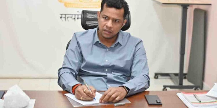 Nellore Collector Himanshu Shukla reviewing coastal security and high-speed boat plan for fishermen safety