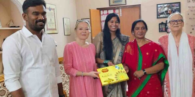 Paritala Sunitha addressing party leaders on TDP Foundation Day preparations in Anantapur