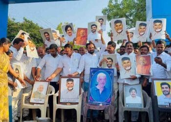 Paritala Sriram at RDT Hospital celebration after FCRA renewal