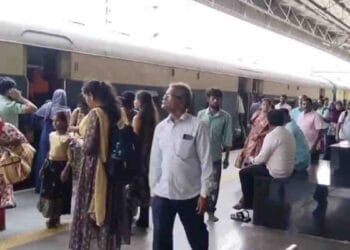 Bengaluru Narsapur Train Robbery near Bapatla railway station