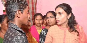 Emergency Services Collapsed protest Kakani Poojitha visit Nellore accident victim family