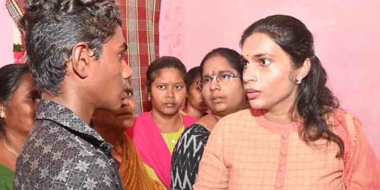 Emergency Services Collapsed protest Kakani Poojitha visit Nellore accident victim family