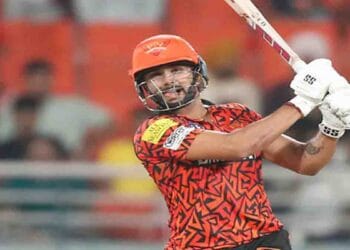 Sunrisers Hyderabad players celebrating big win against Kolkata Knight Riders