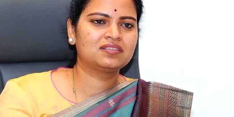 Vidadala Rajini addressing media on women safety issues in Andhra Pradesh